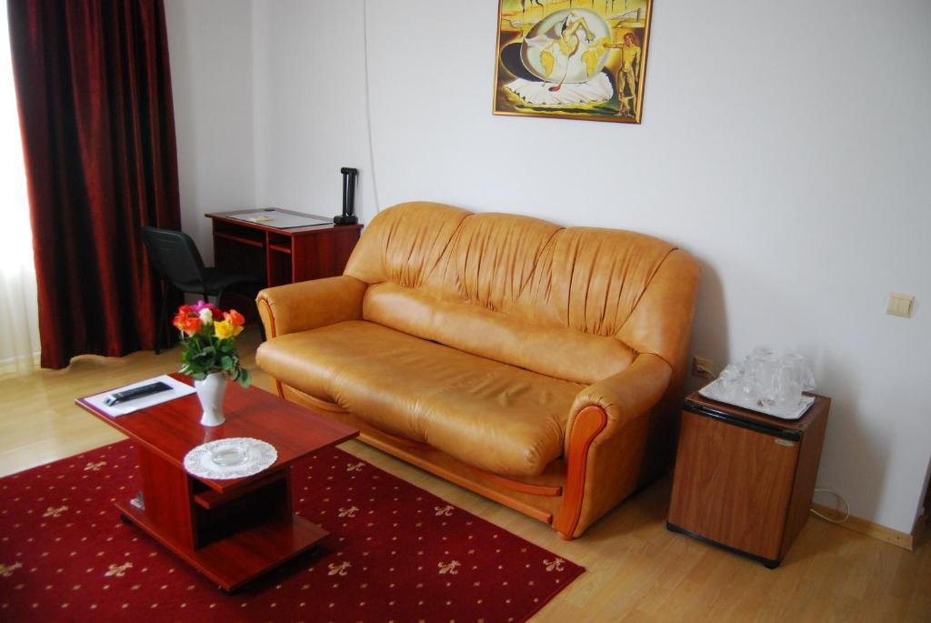 Dali Hotel Neptun Room photo
